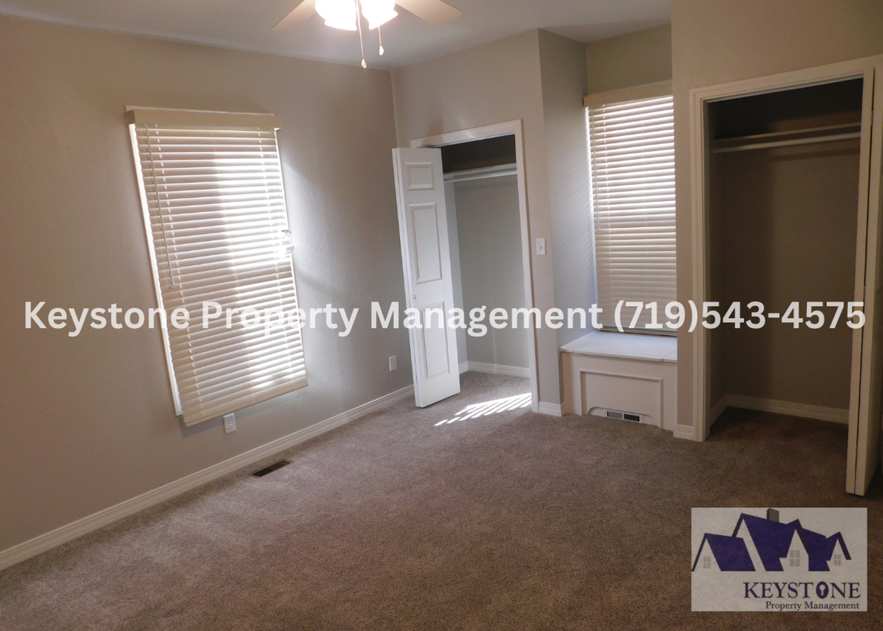 1410 Spruce St - Photo 7 of 16