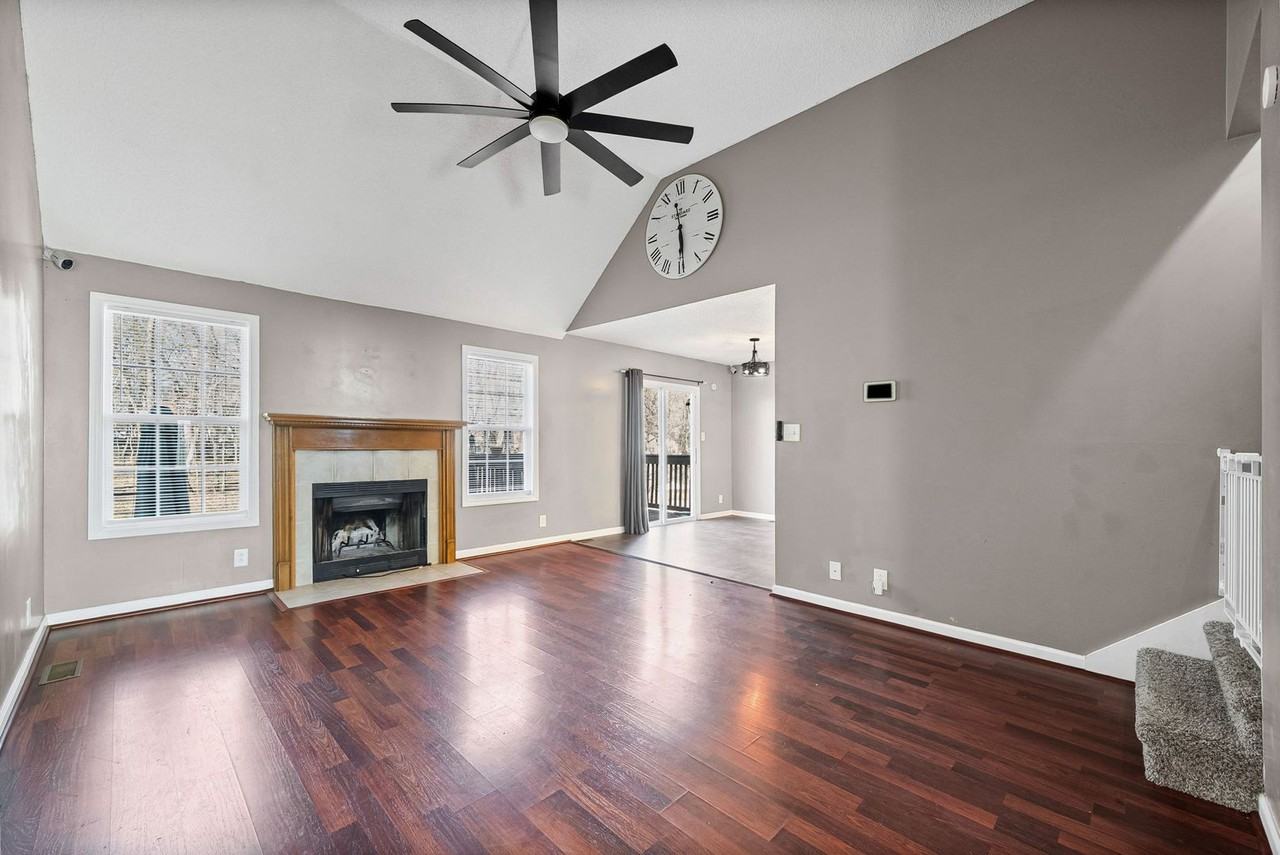 3812 Man O War Blvd - Photo 5 of 28