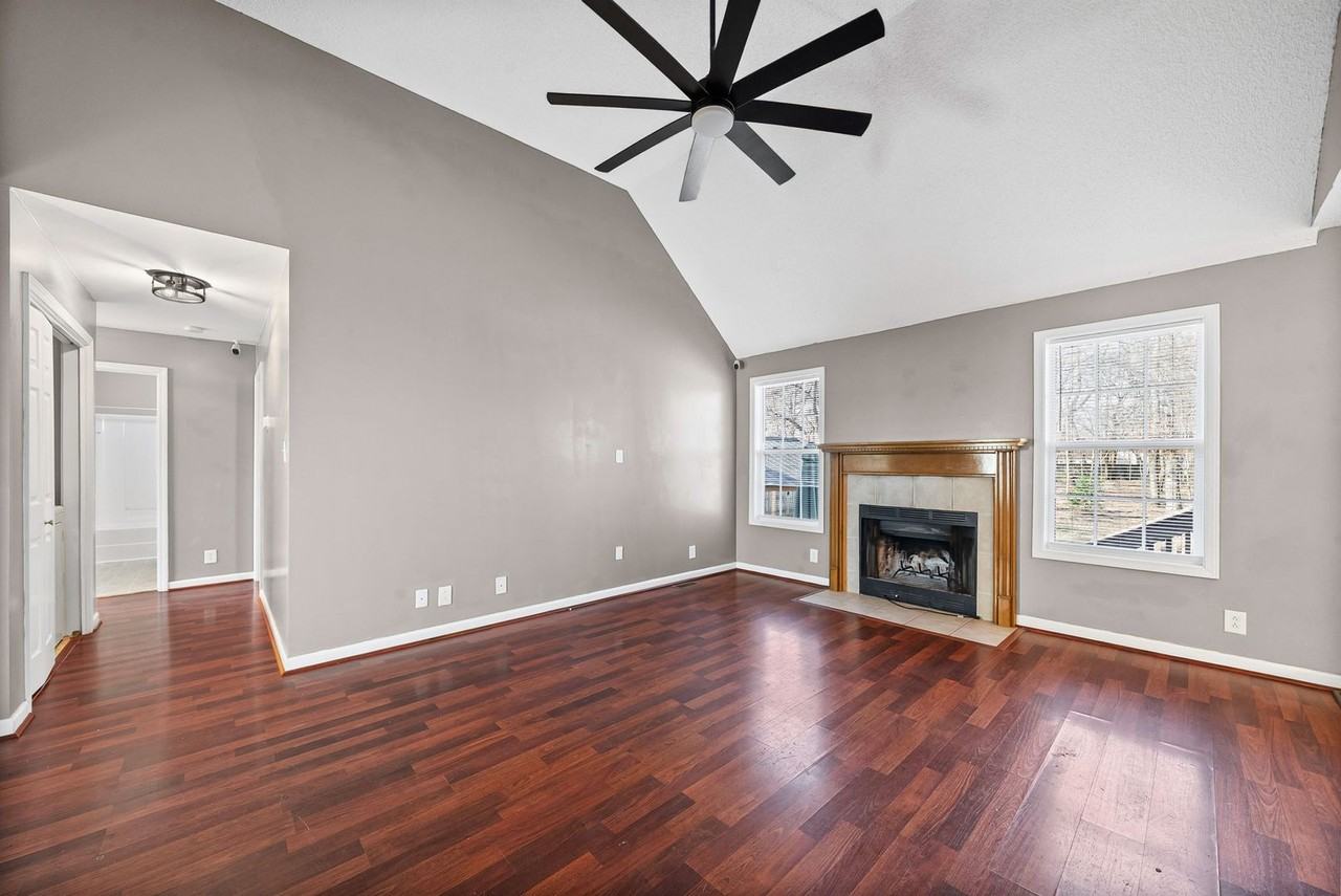 3812 Man O War Blvd - Photo 6 of 28