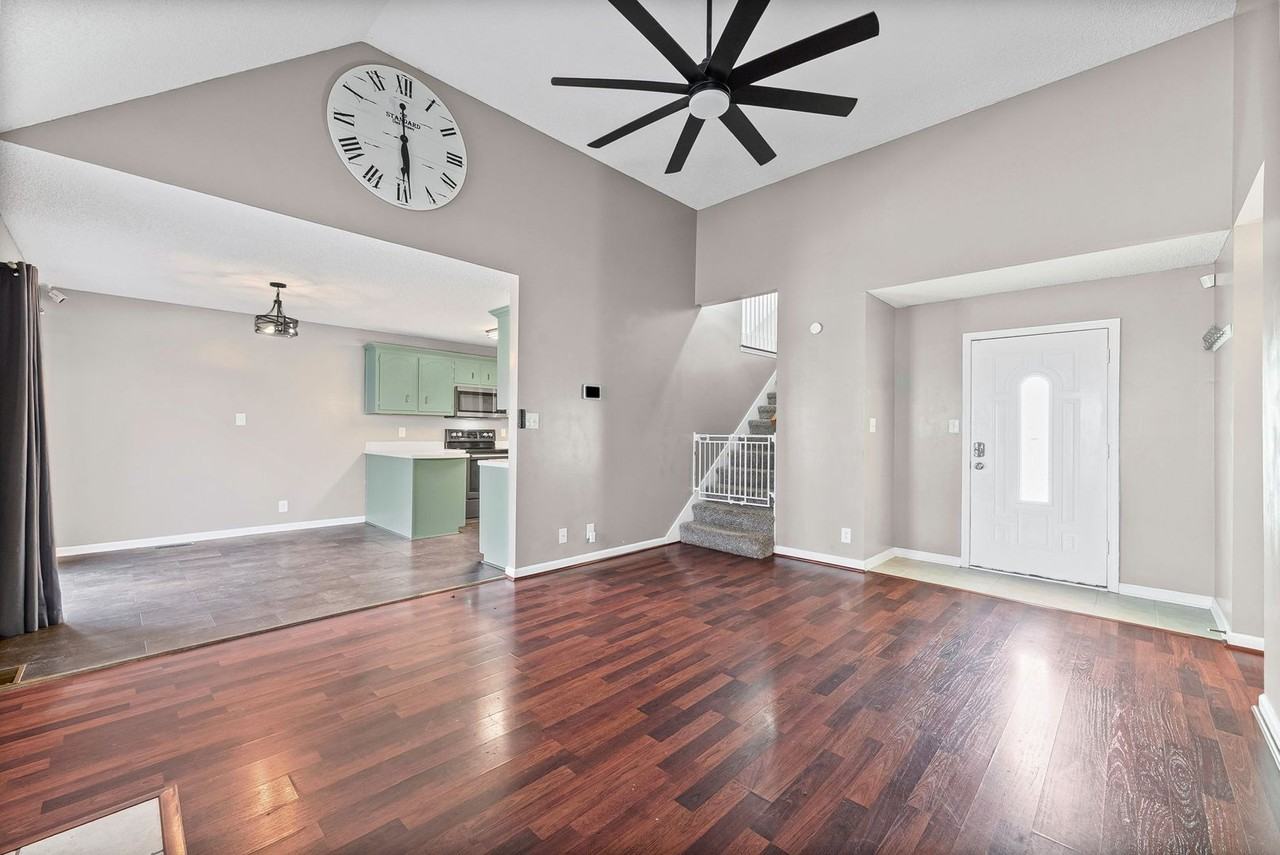 3812 Man O War Blvd - Photo 7 of 28