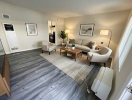 featured image of 365 W Doran St