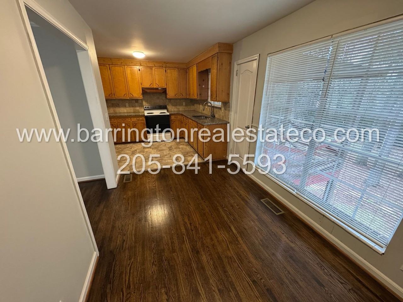 206 Brown Pl - Photo 3 of 10