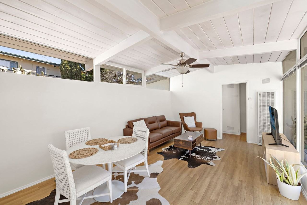 139 W Canada - Photo 6 of 15