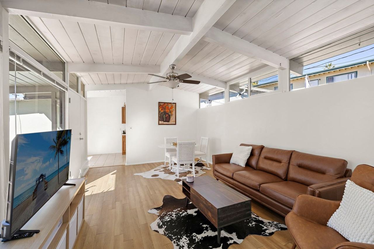 139 W Canada - Photo 7 of 15