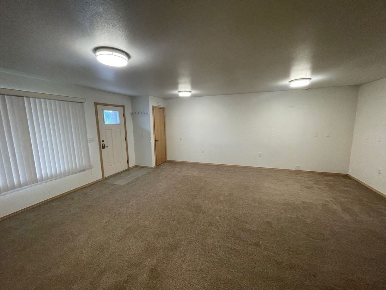 680 N Luke Street (Central Park) - Photo 4 of 30