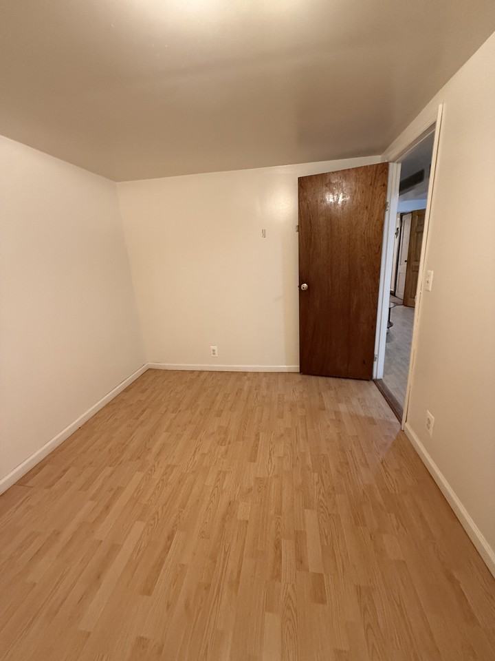 Dahill Road #1F - Photo 6 of 9