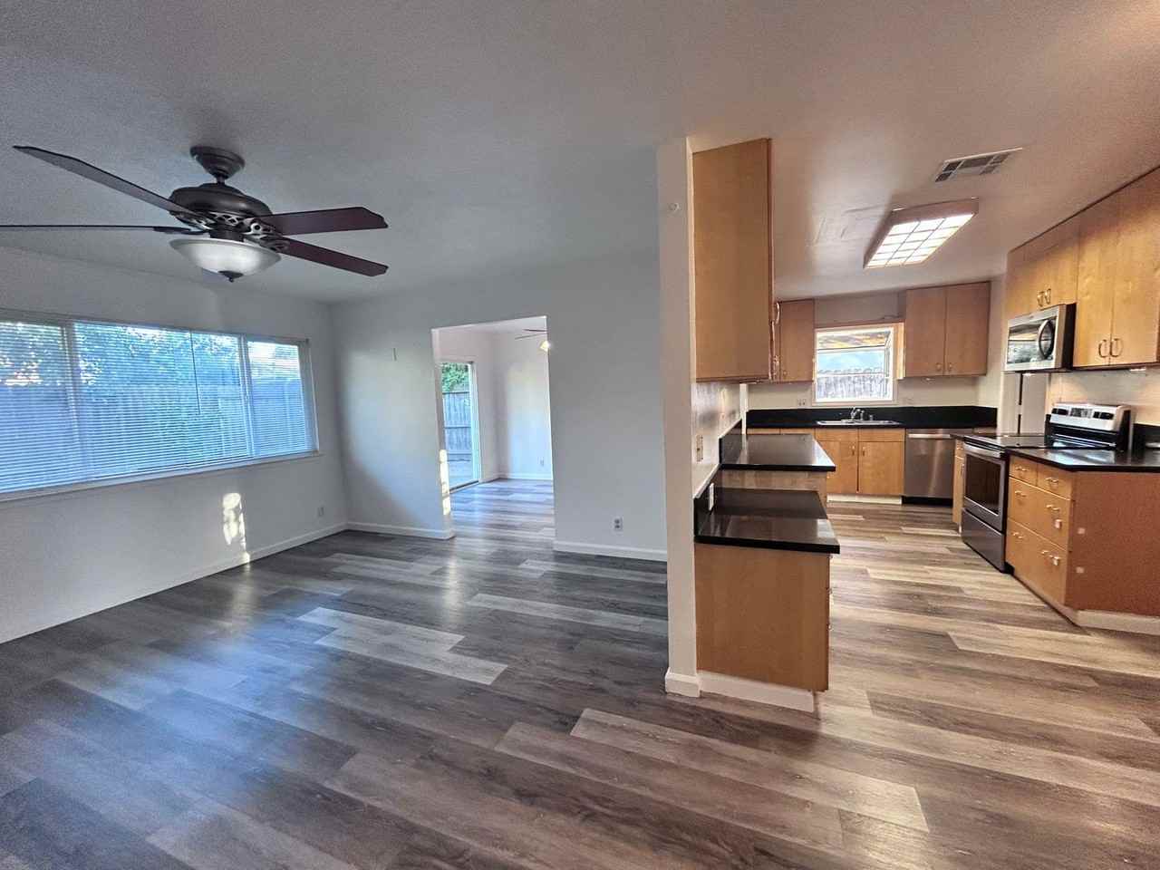 2575 Stansberry Way - Photo 2 of 19