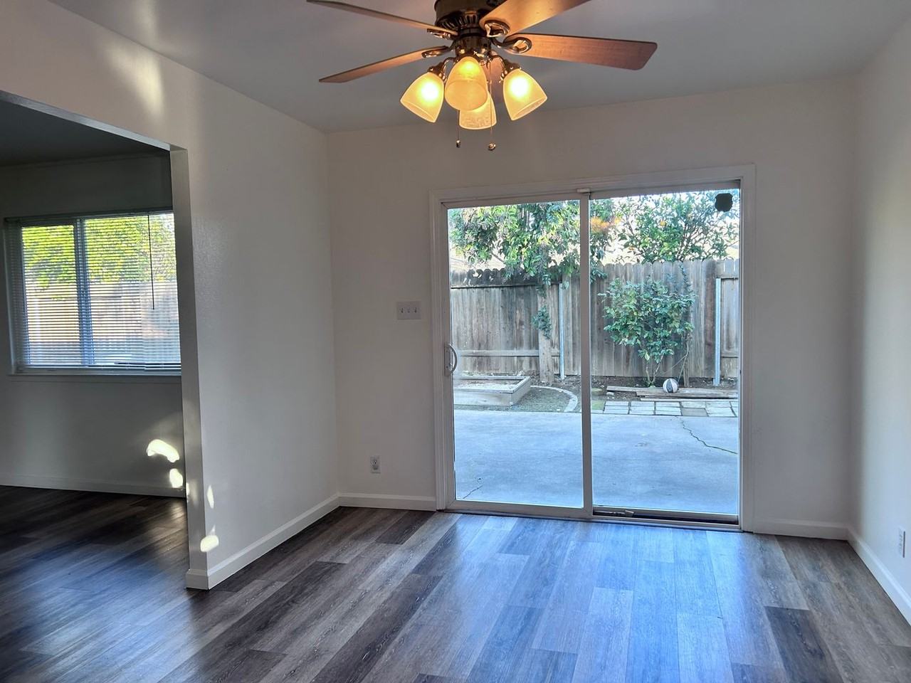 2575 Stansberry Way - Photo 5 of 19