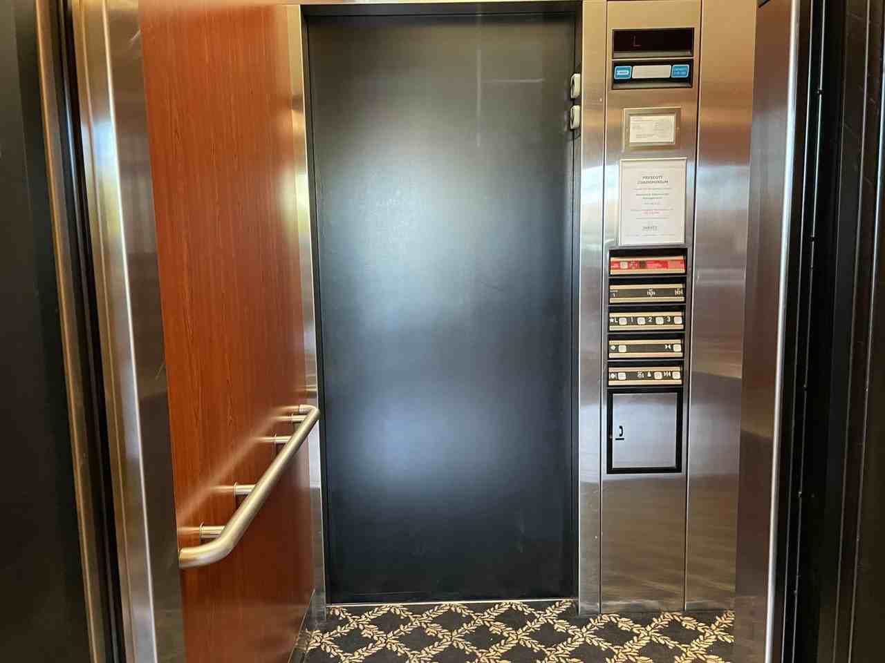 2328 Nw Glisan St - Photo 5 of 32