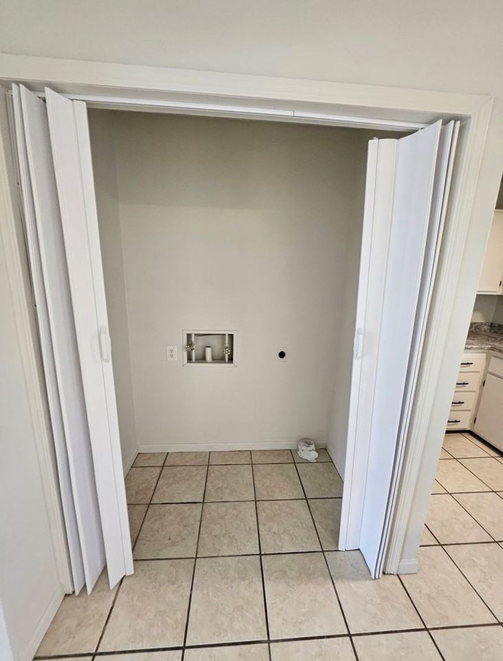 2506 Montana Pl - Photo 7 of 19