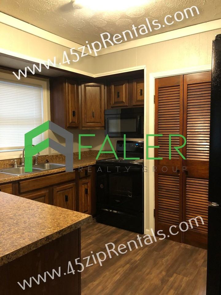 3112 S Smithville Rd - Photo 4 of 18