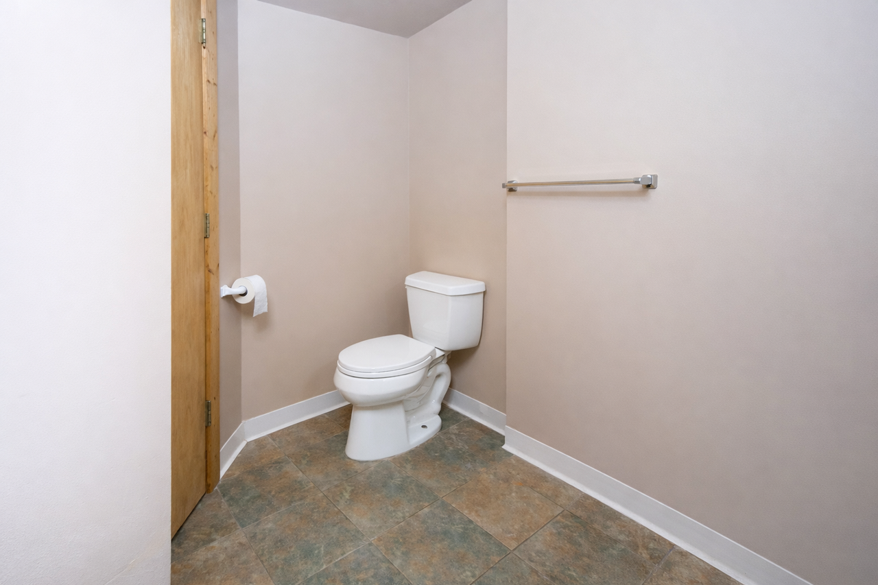 1689 Marshall Ave - Photo 4 of 18