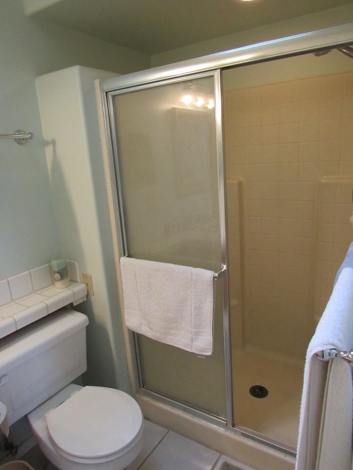 1390 Los Olivos Ave #D - Photo 7 of 10