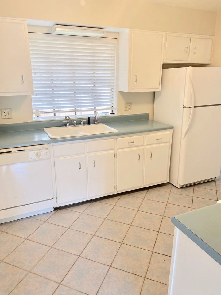 1255 E County Line Rd - Photo 4 of 12