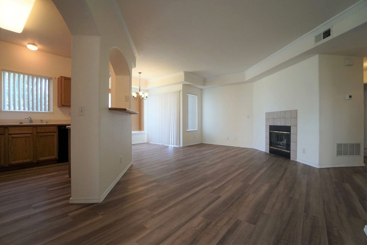 3770 Strawberry Field Grv - Photo 4 of 19