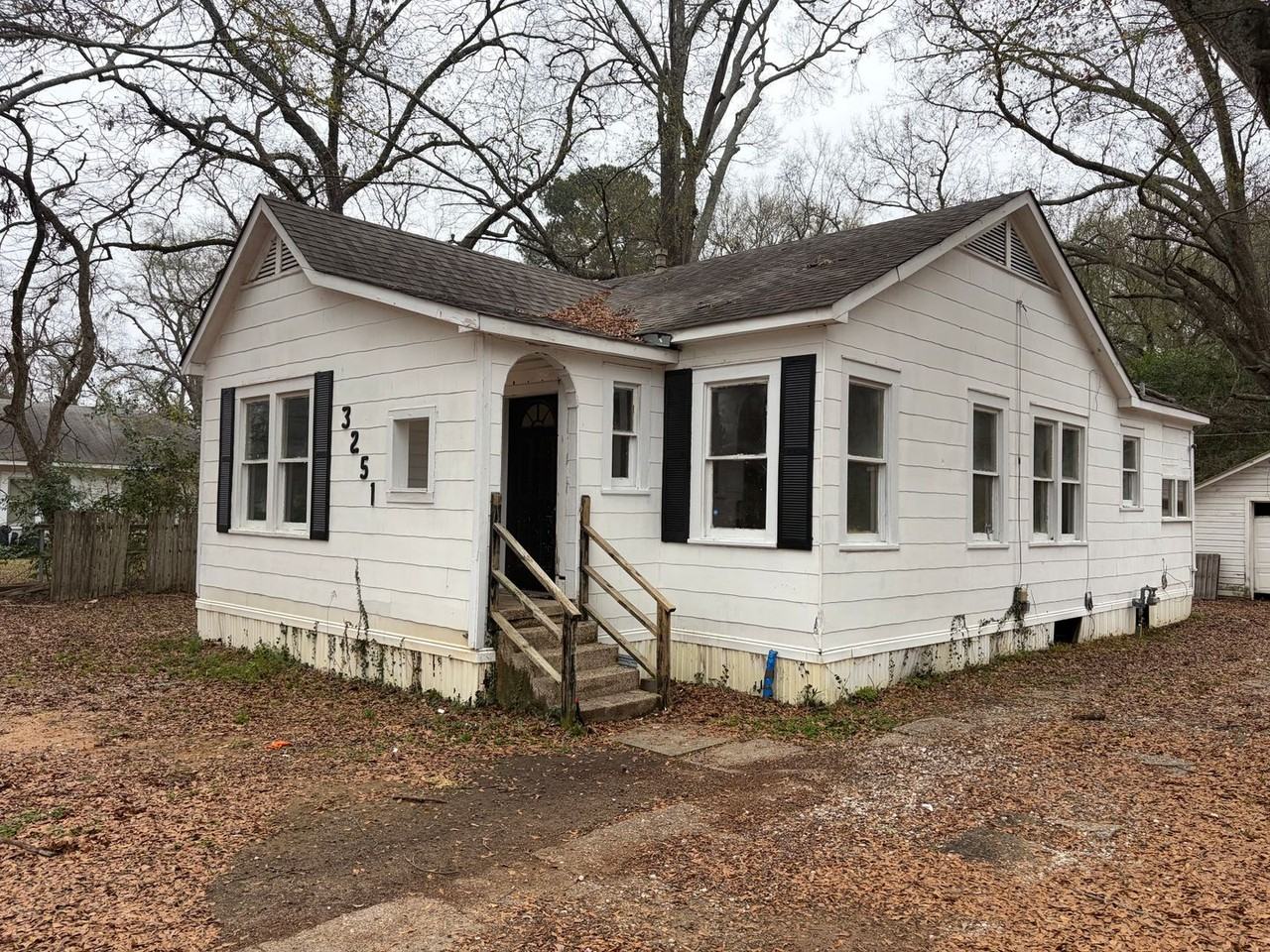 3251 Wagner St - Photo 3 of 16