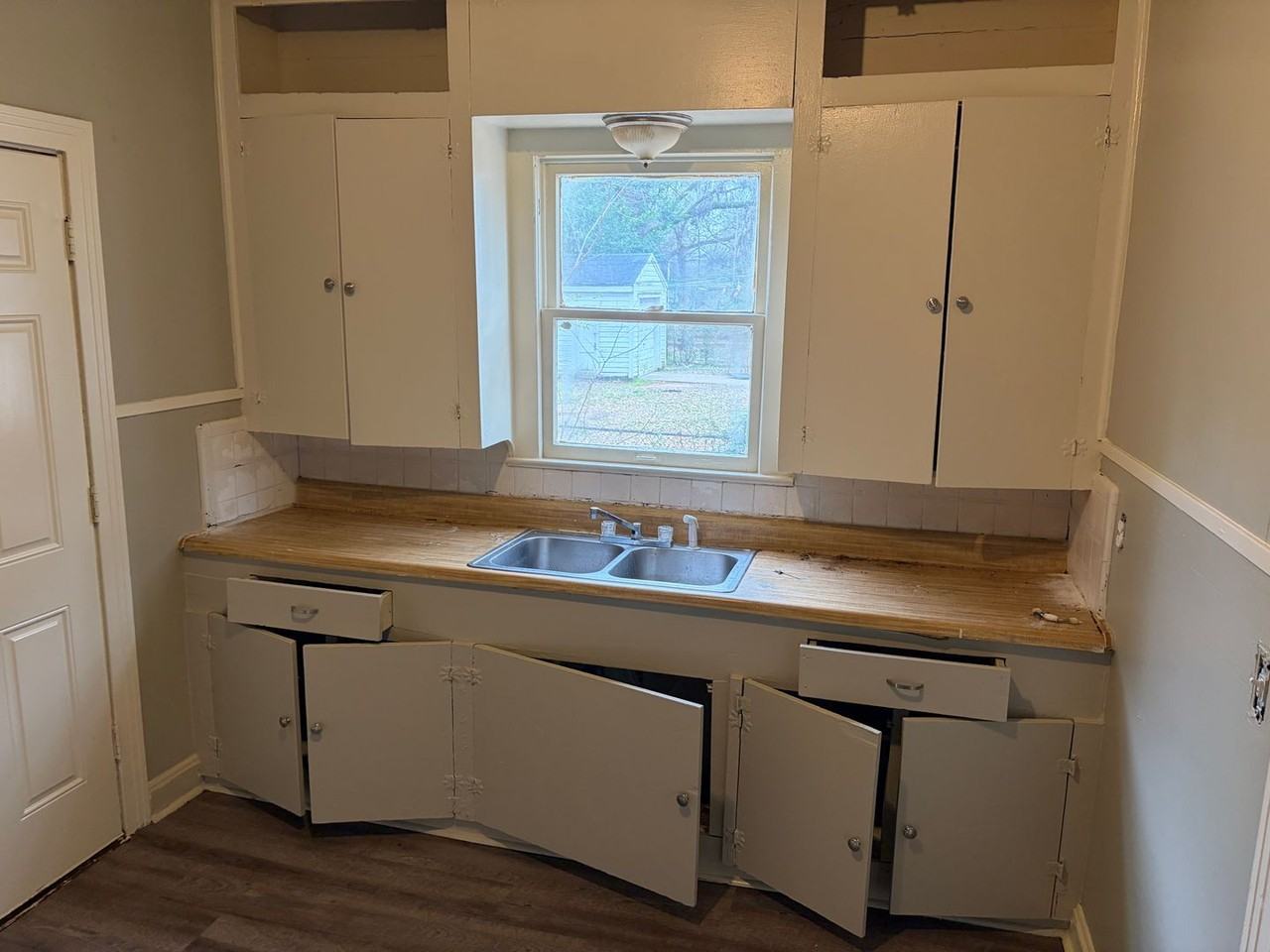 3251 Wagner St - Photo 5 of 16