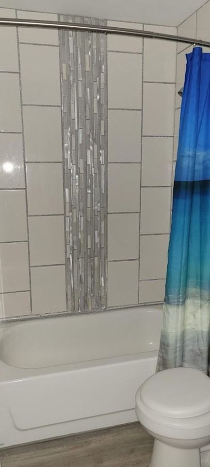 322 Hoover Blvd - Photo 3 of 8