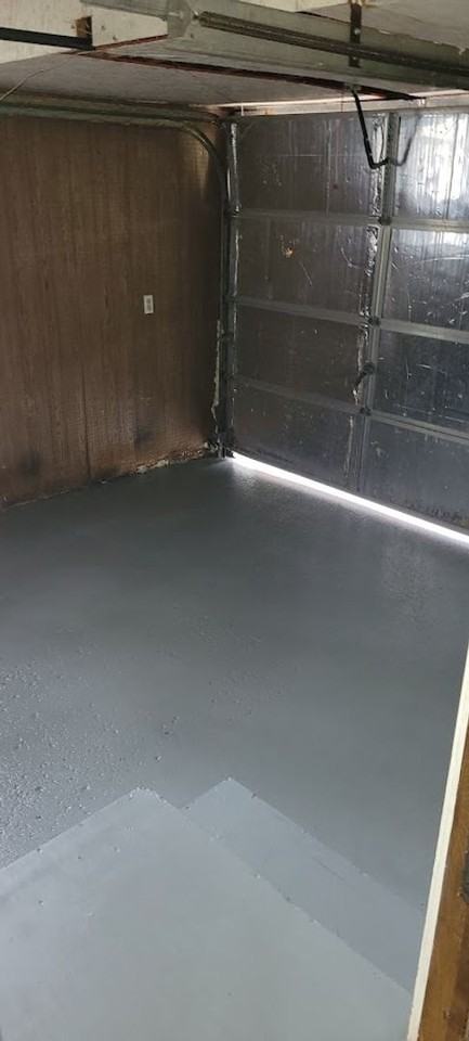 322 Hoover Blvd - Photo 5 of 8