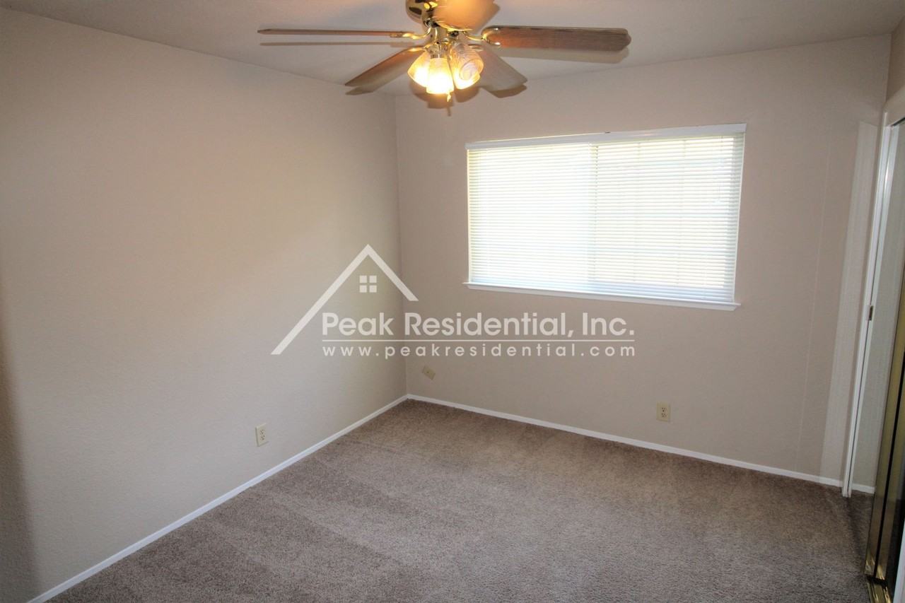 5924 Petaluma Ct - Photo 7 of 17