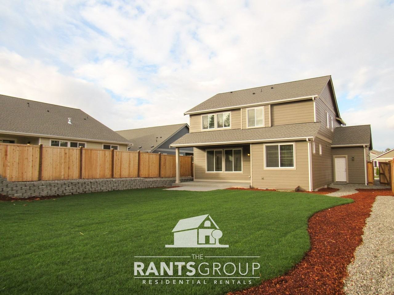 844 Natalee Jo St Se - Photo 4 of 21