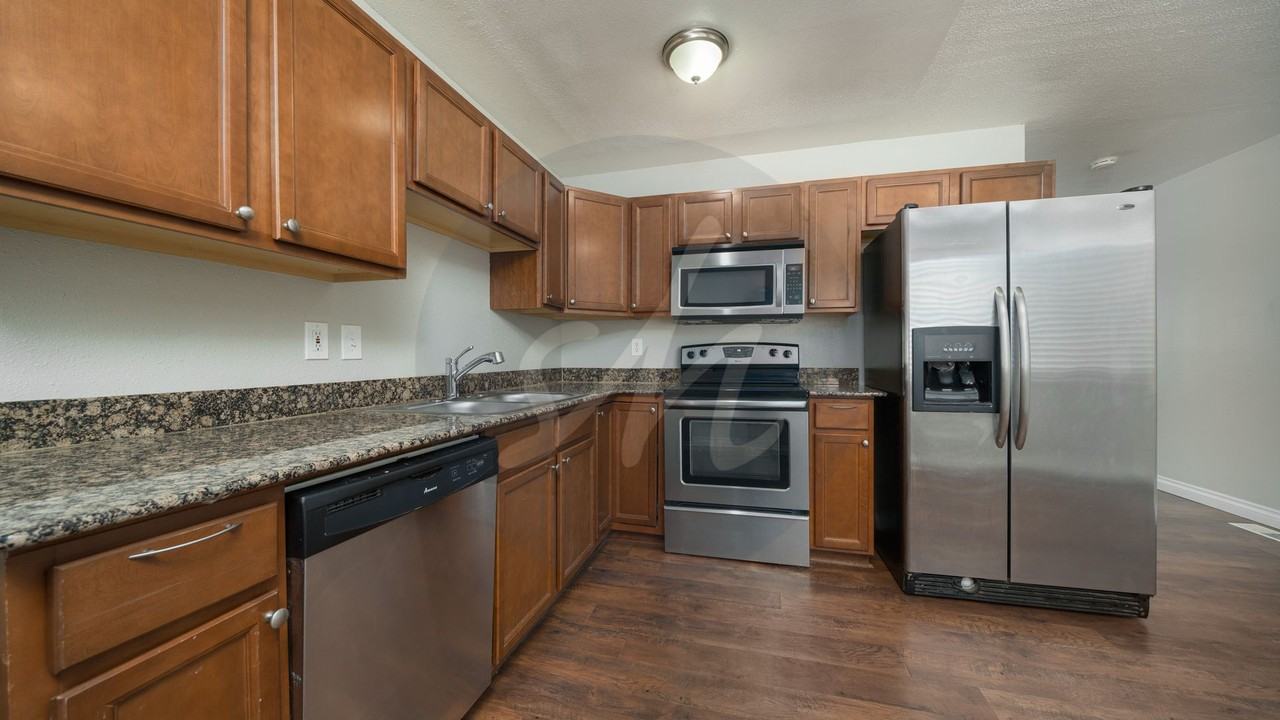 1234 Hartford St - Photo 5 of 13