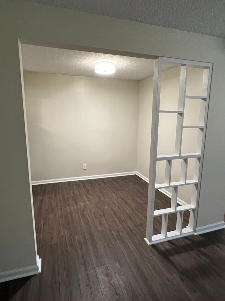 3641 Juneau Rd - Photo 6 of 21