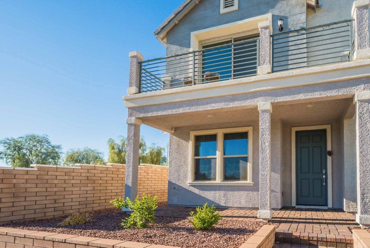 1115 E Sunset Rd - Photo 2 of 42