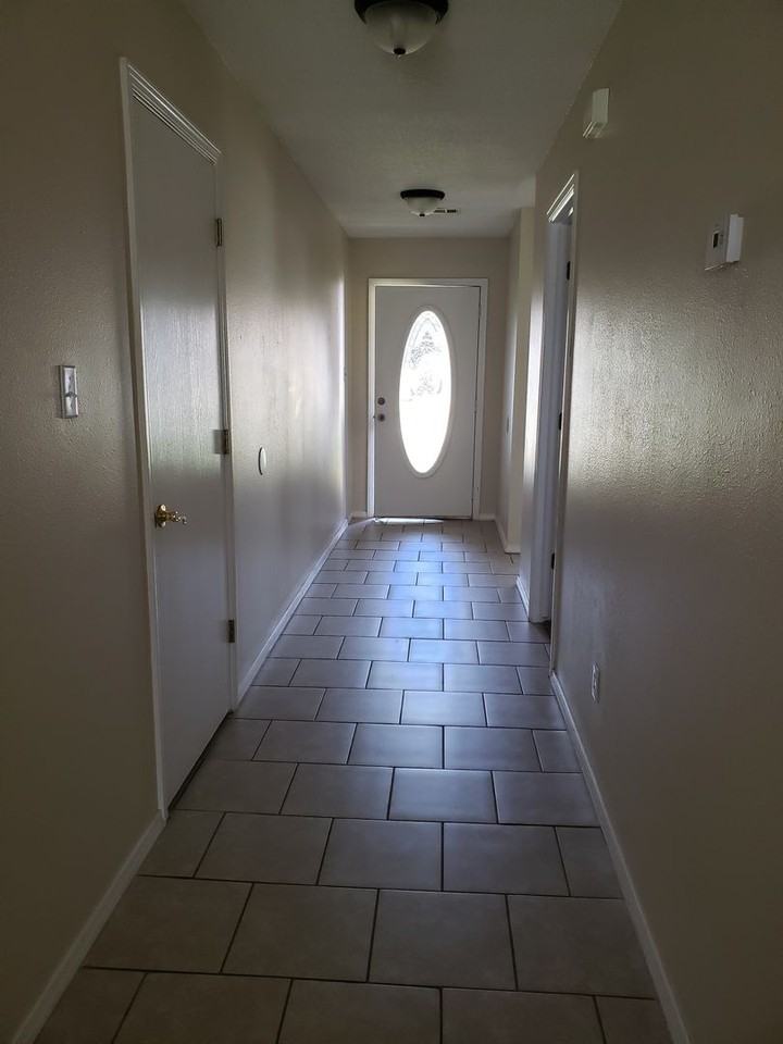 3802 Owen St - Photo 6 of 14