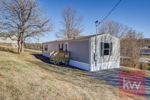 featured image of 102 Claude Simmons Rd