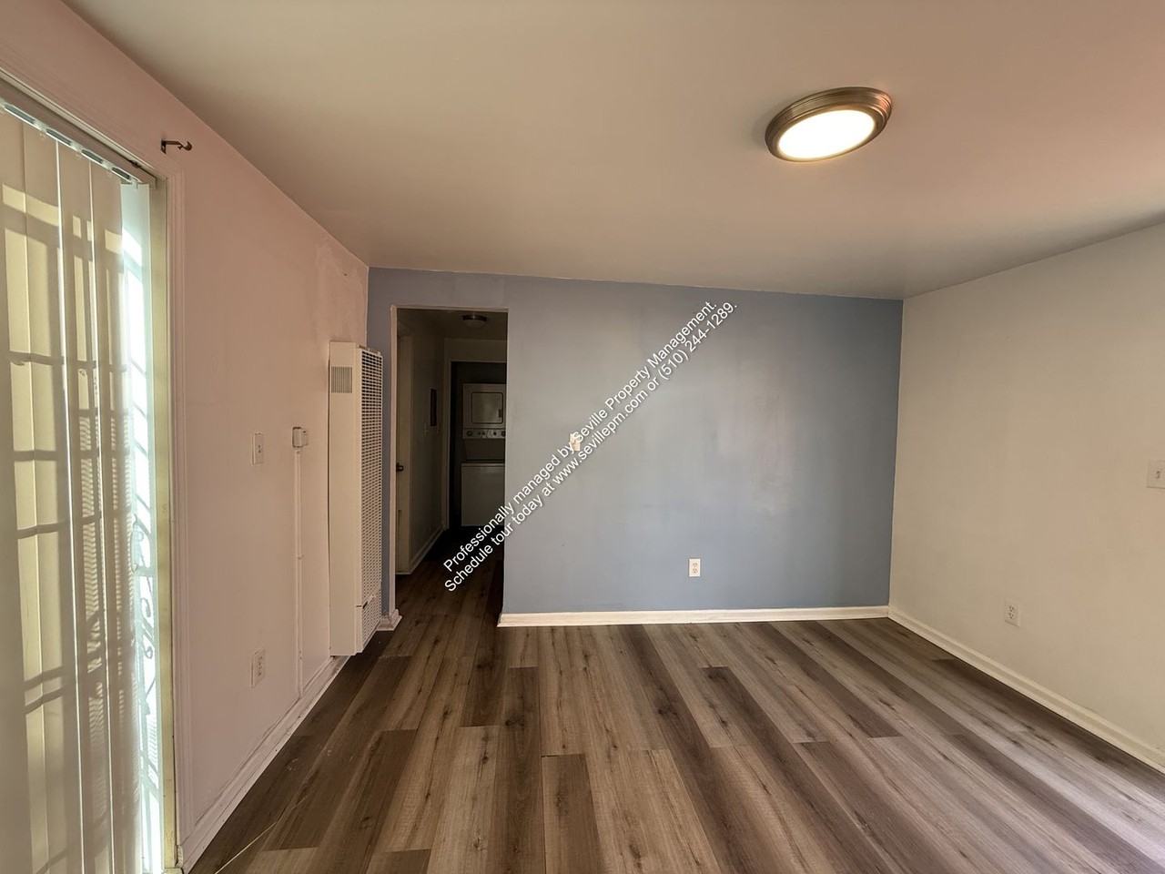 943 53rd St - Photo 6 of 13