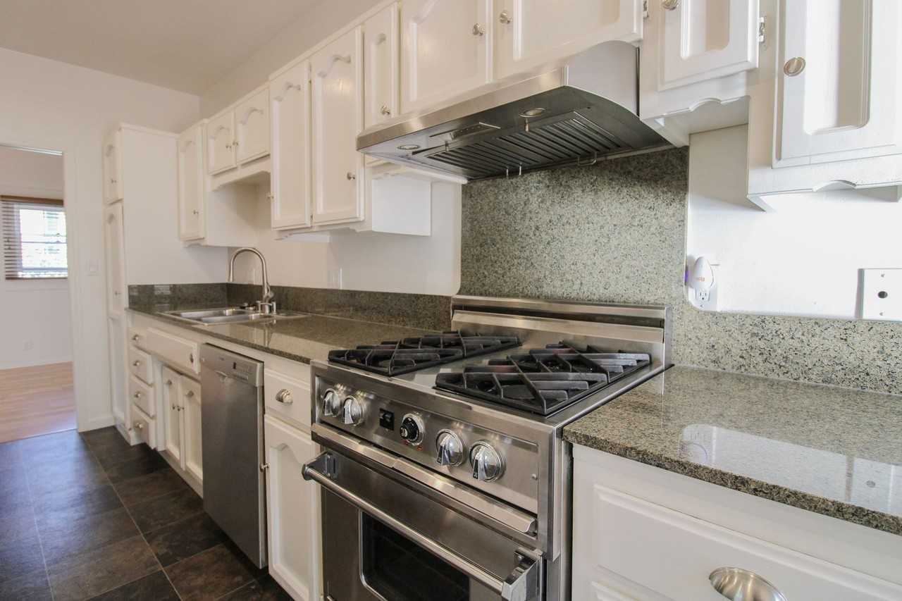 658 Buchon St - Photo 7 of 23