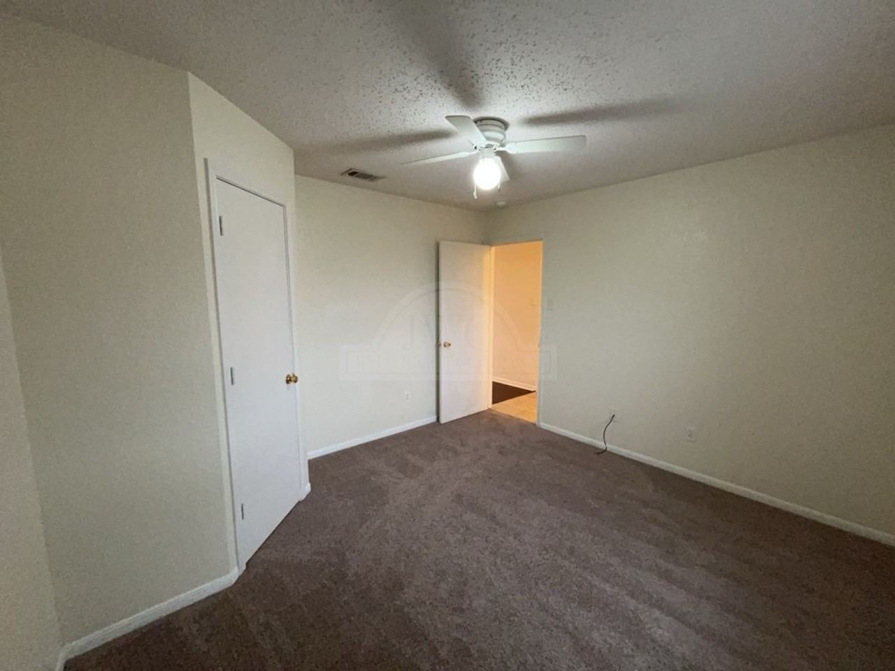 4206 Frigate Dr - Photo 5 of 33