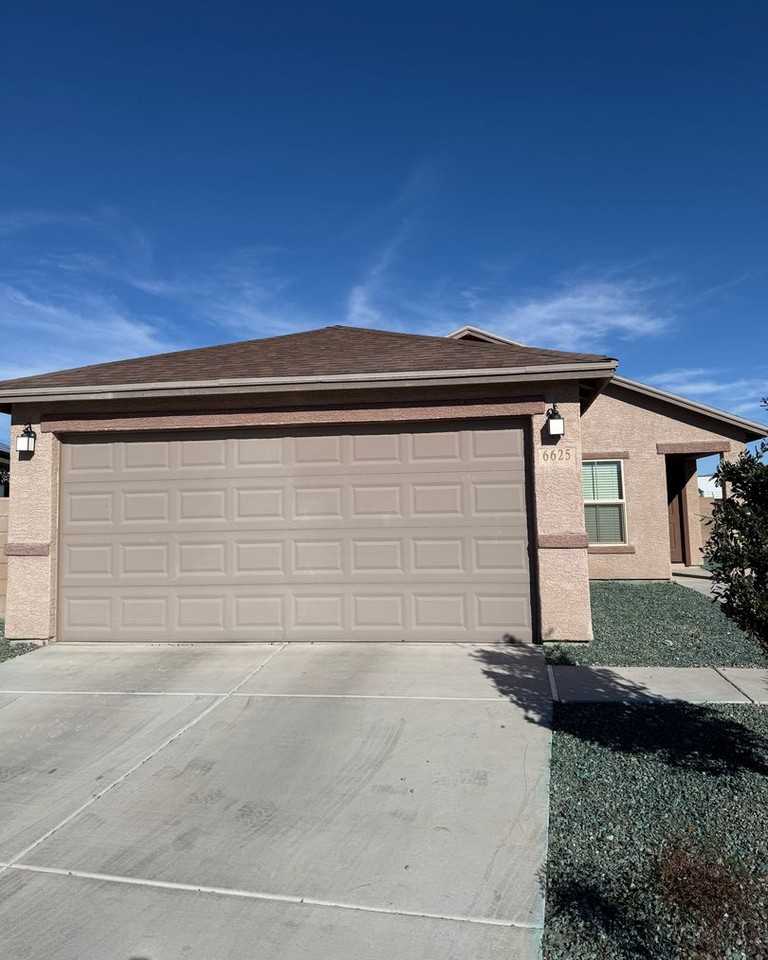 6625 S Villanova Ave - Photo 7 of 22