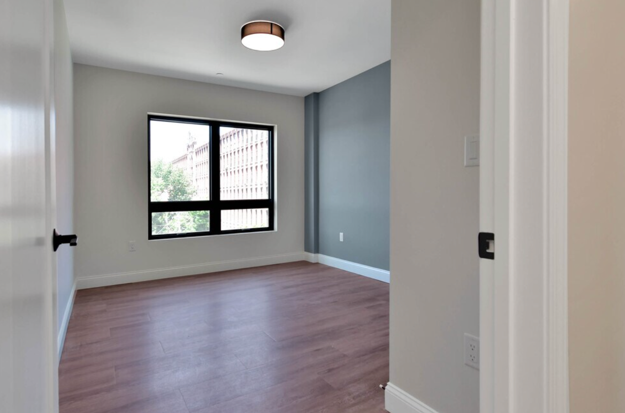 215 Canal St #303 - Photo 7 of 23