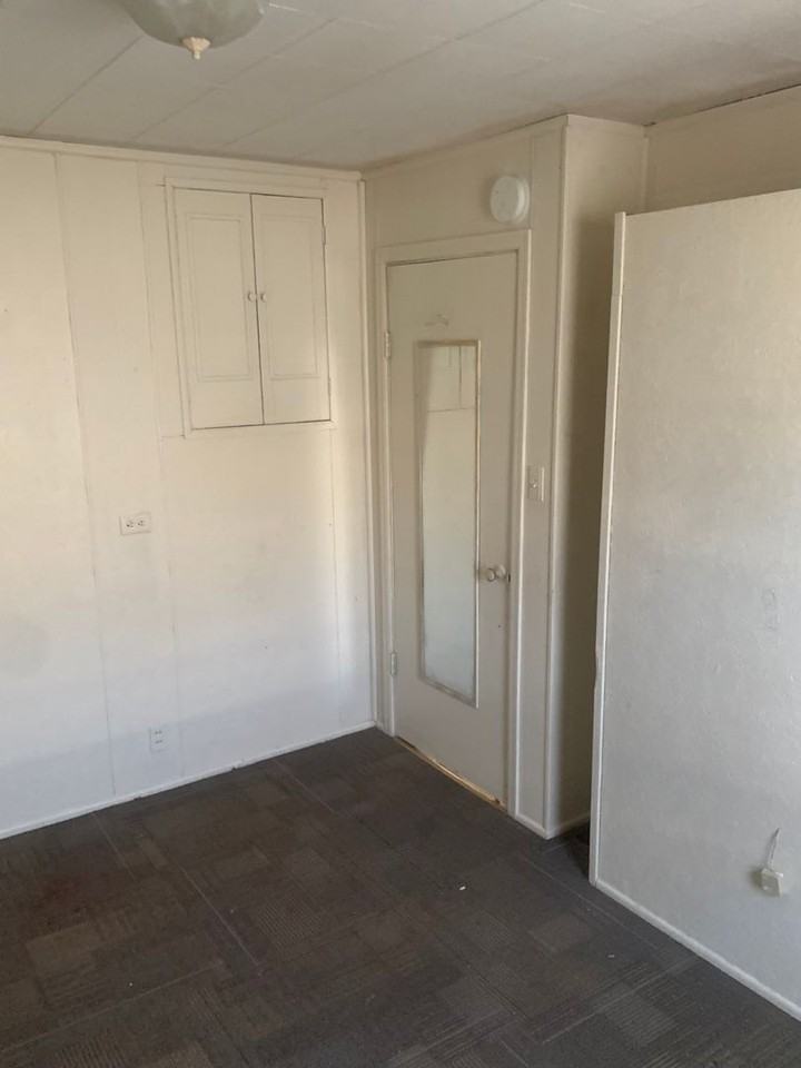 630 N Stephens Ave - Photo 5 of 6