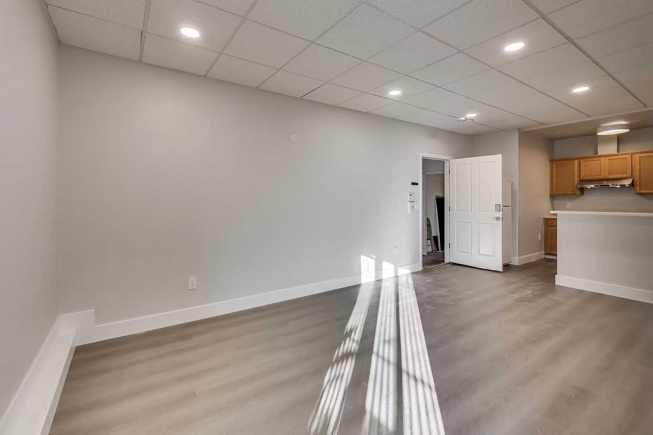 1266 Utah St - Photo 4 of 14