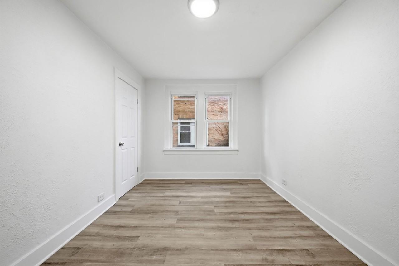 Updated Apartment Homes Near Downtown | 126 W 9th Ave - Photo 5 of 41