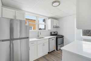 featured image of 126 W 9th Ave
