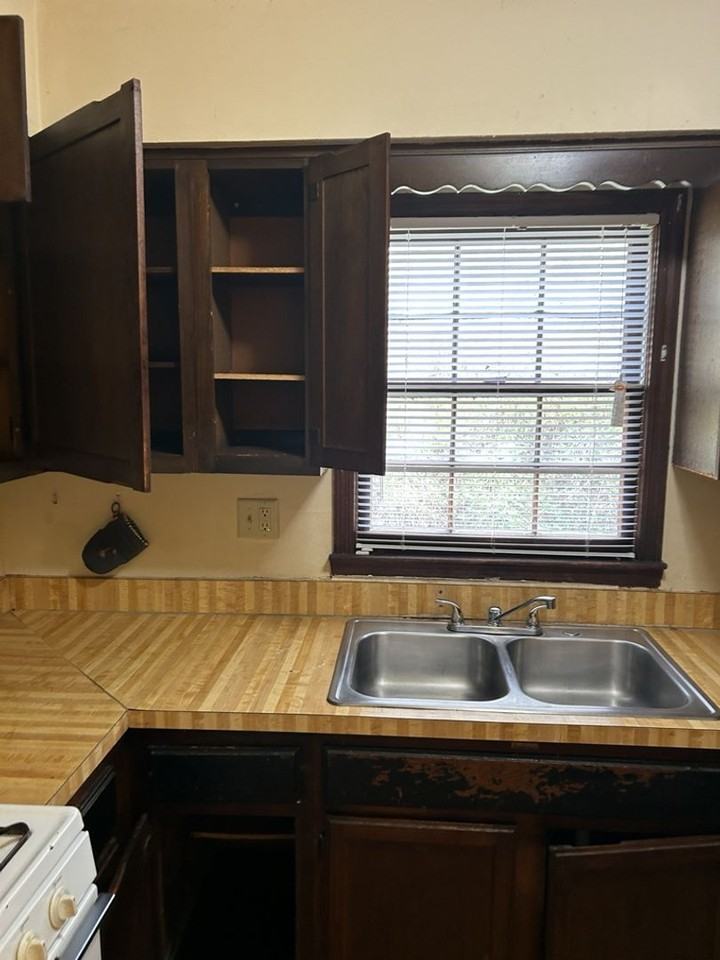 5332 Winslow Xing - Photo 5 of 16