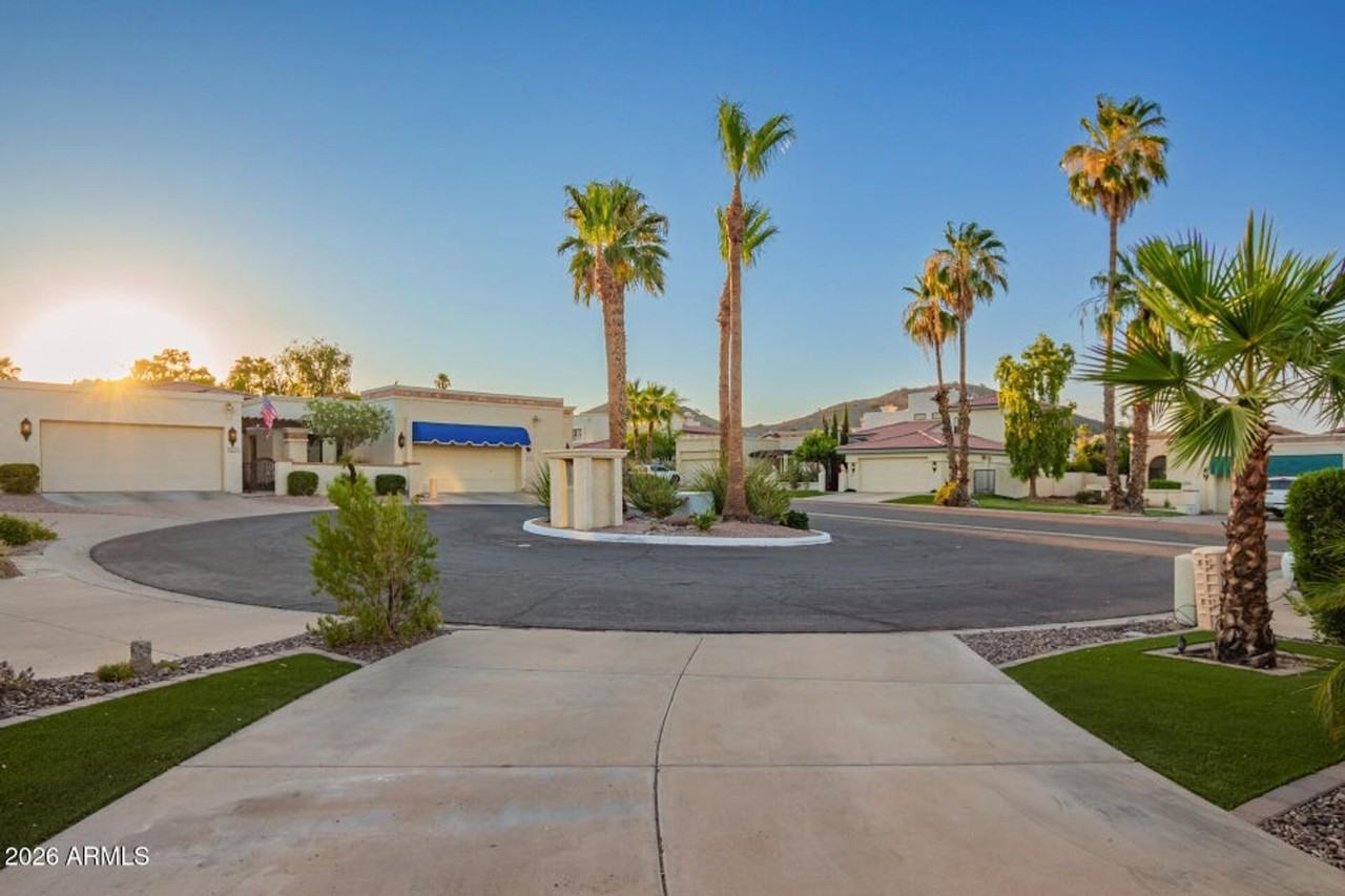 4655 E Monte Way - Photo 4 of 50