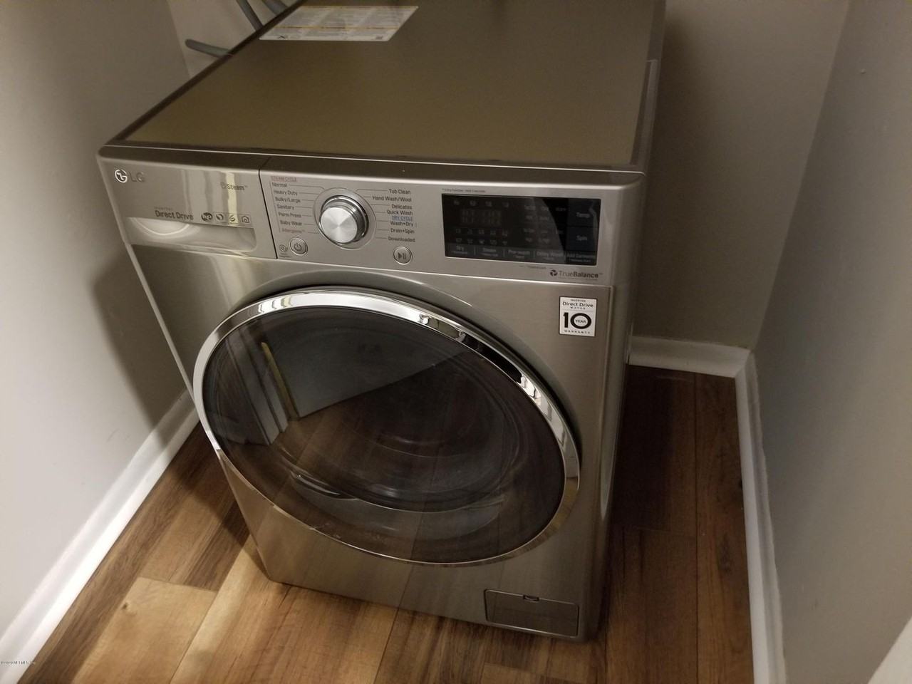 7225 Buffalo Ave - Photo 6 of 10