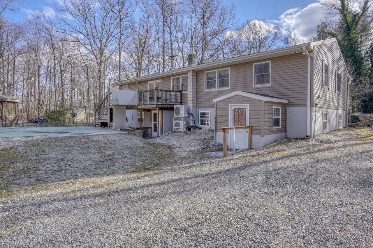 483 Blackbird Station Rd - Photo 5 of 32