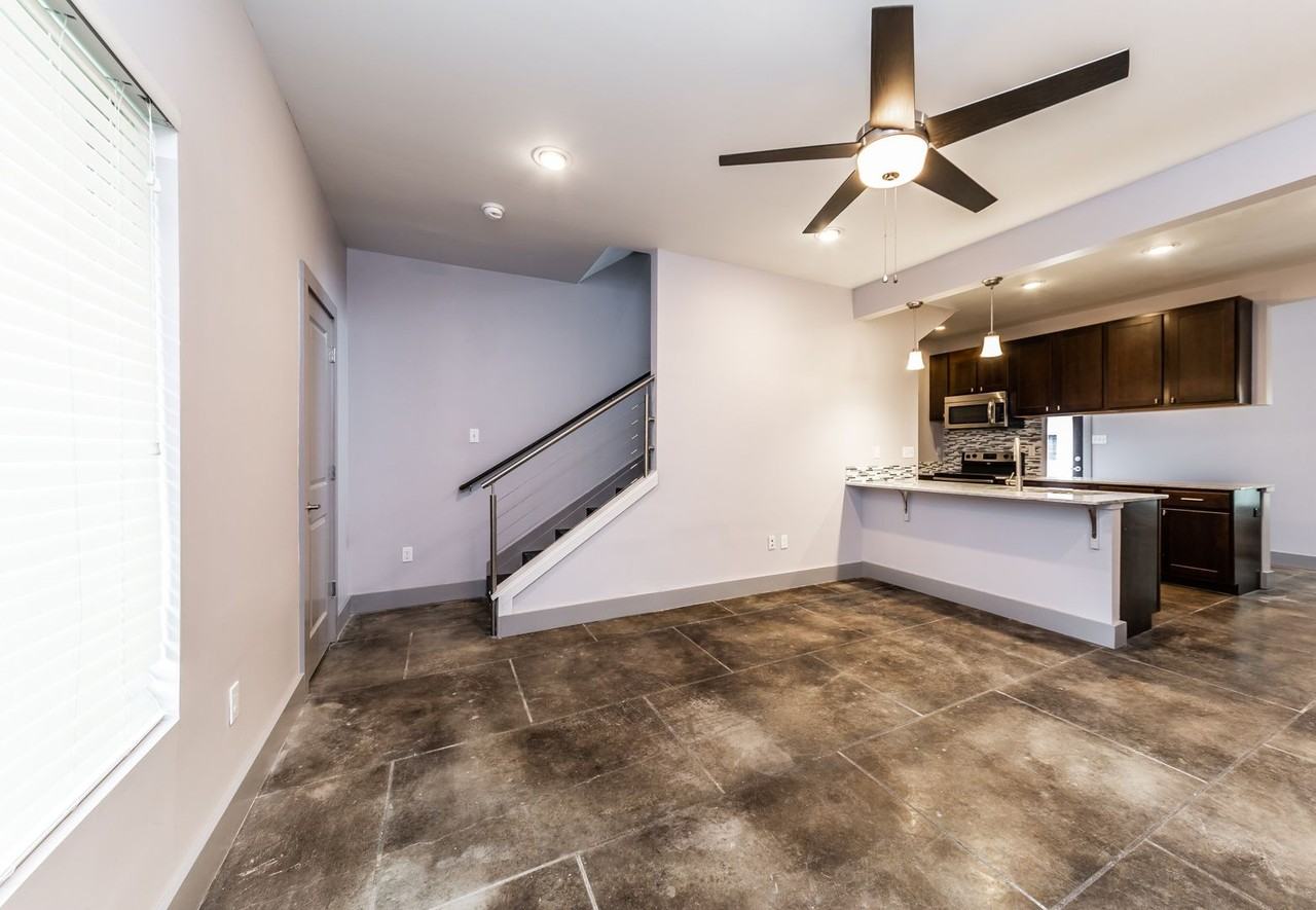 113 Bayou St #114 - Photo 6 of 15