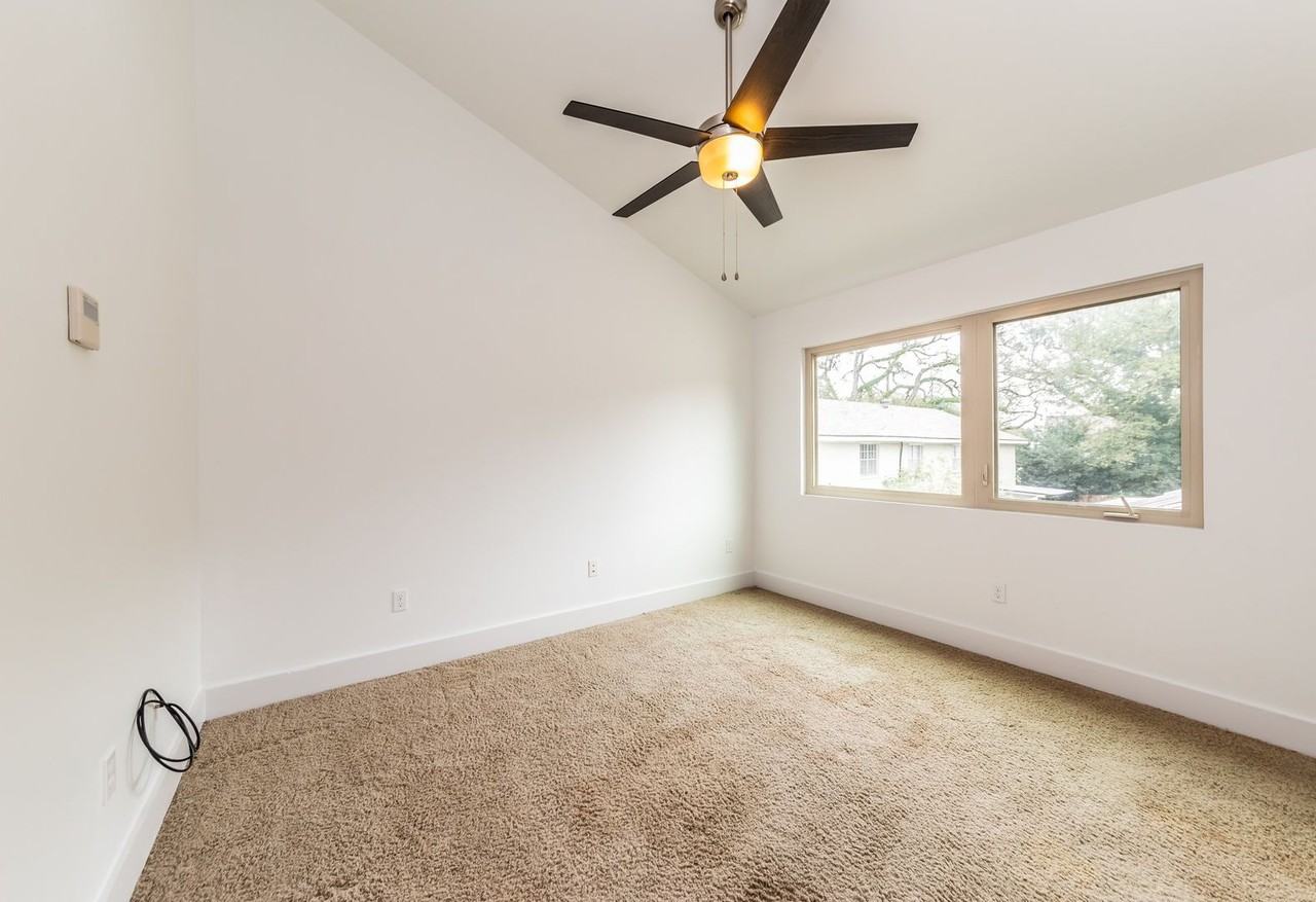 113 Bayou St #114 - Photo 7 of 15