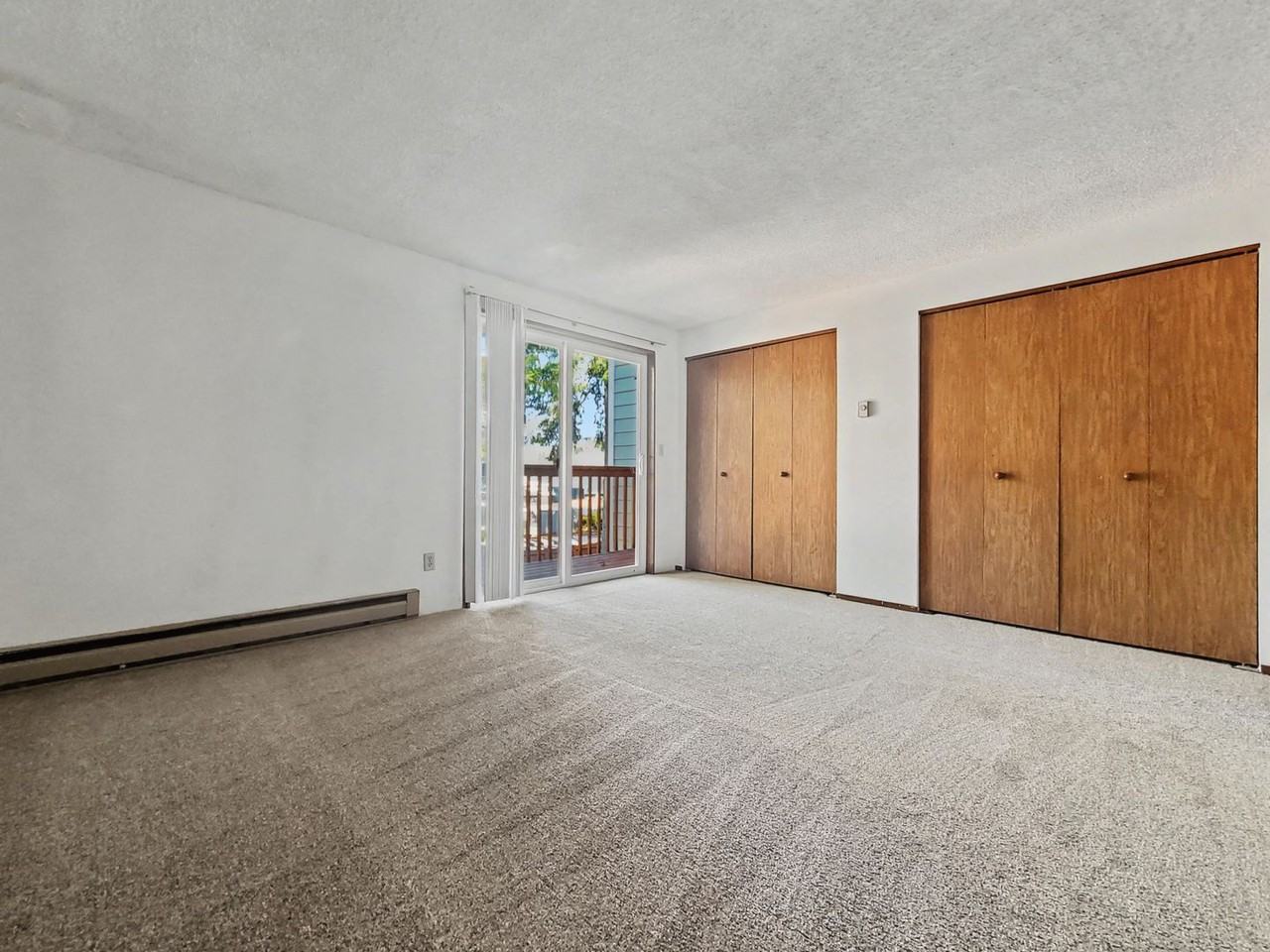 14327 123rd Ave NE - Photo 5 of 43