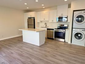 3227 W Stonybrook Dr - Photo 1 of 1