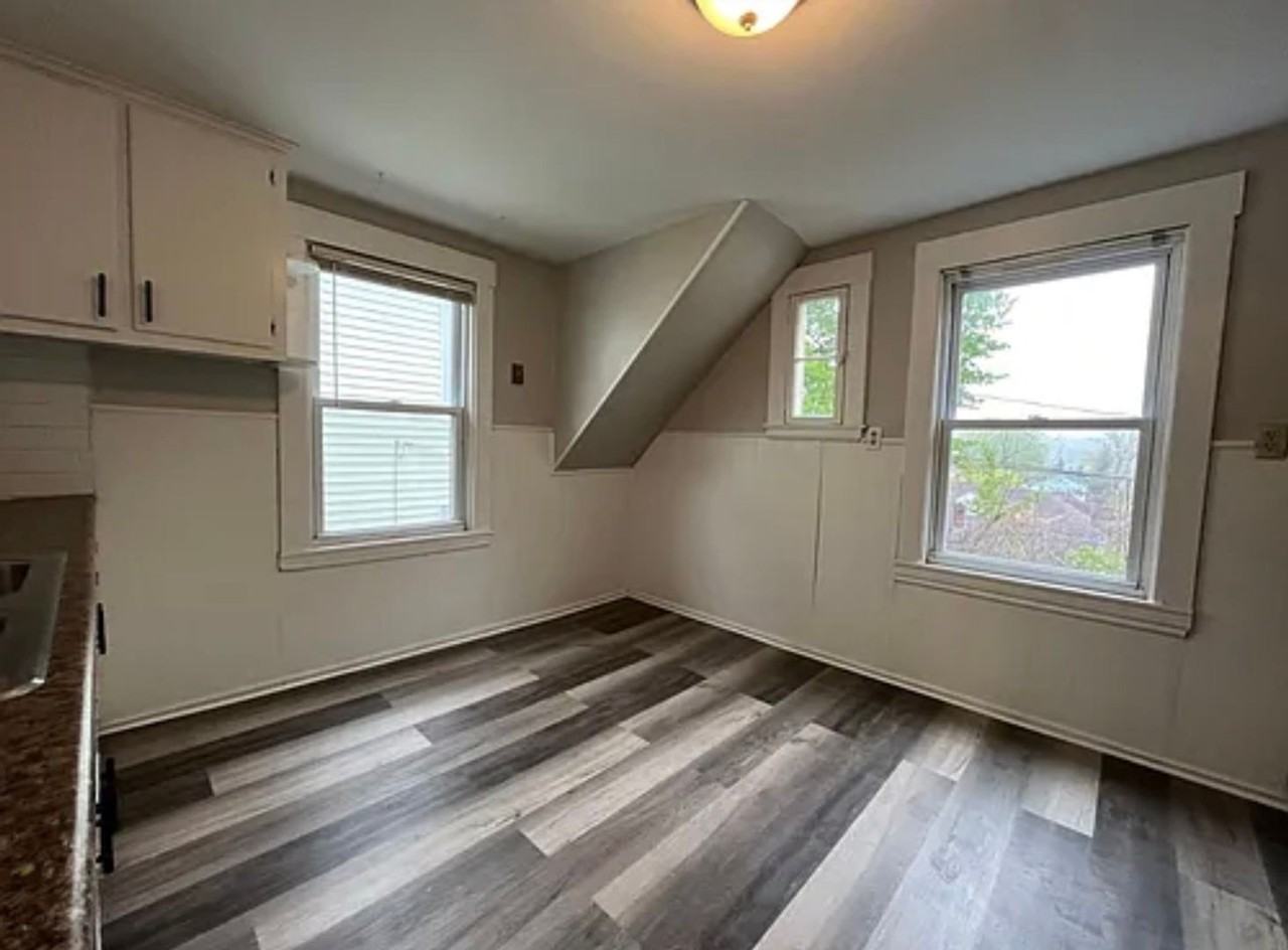 186 Greene St - Photo 6 of 14