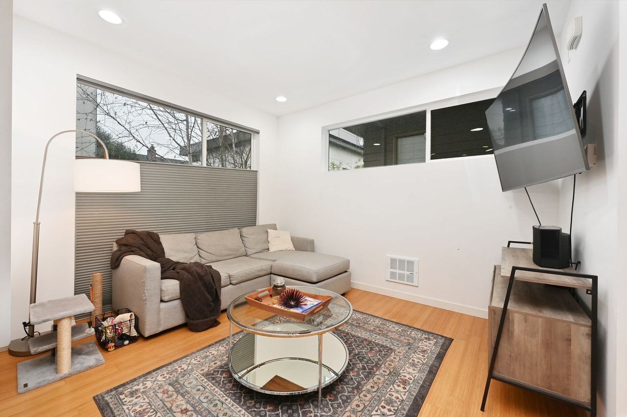 1536 Nw 60th St #A - Photo 7 of 27