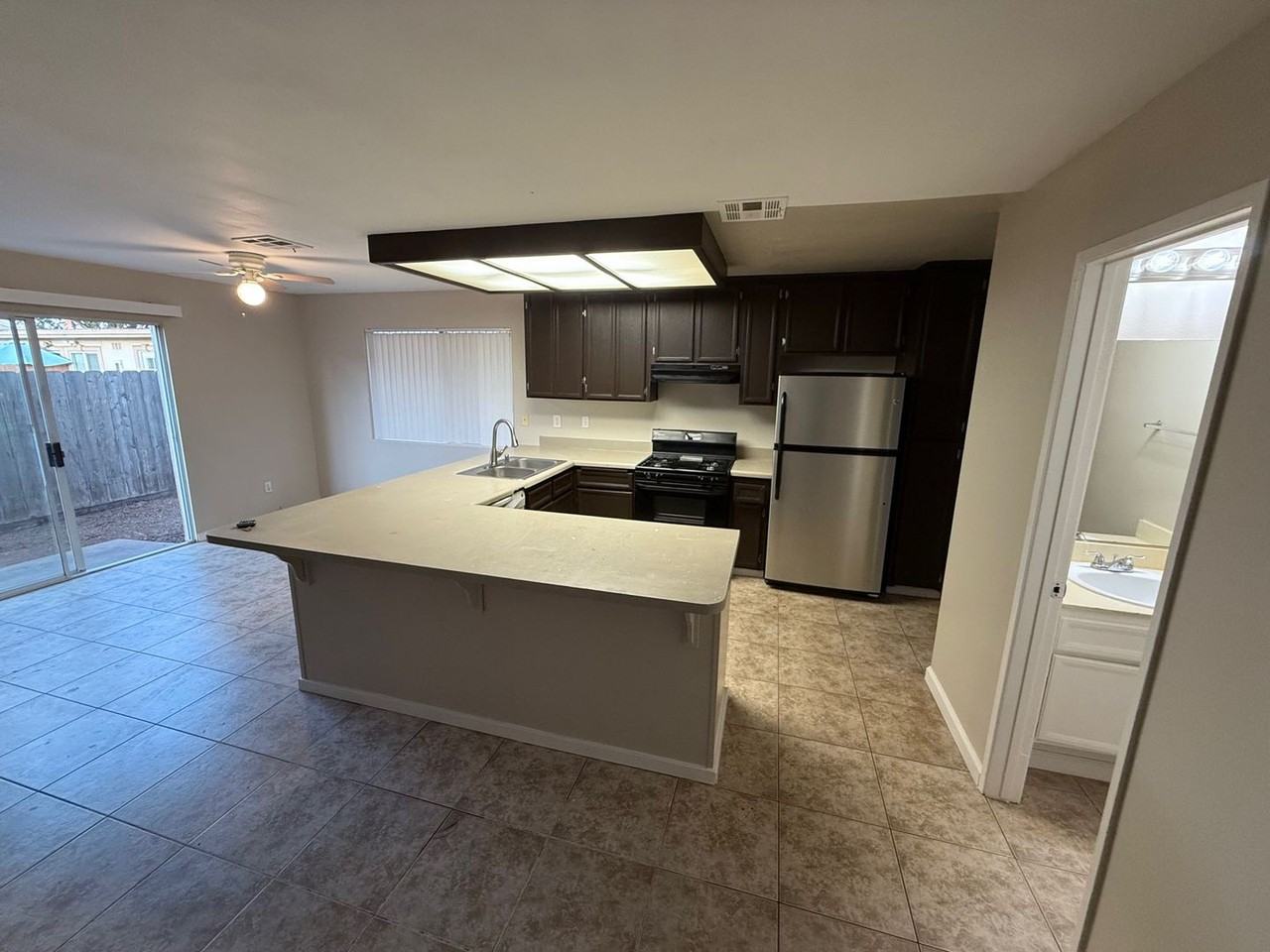 1294 Elder Ave - Photo 4 of 15